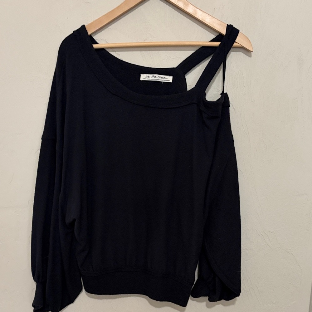 Free People Black Off-Shoulder Top with Strap. Super Soft! Excellent Condition!